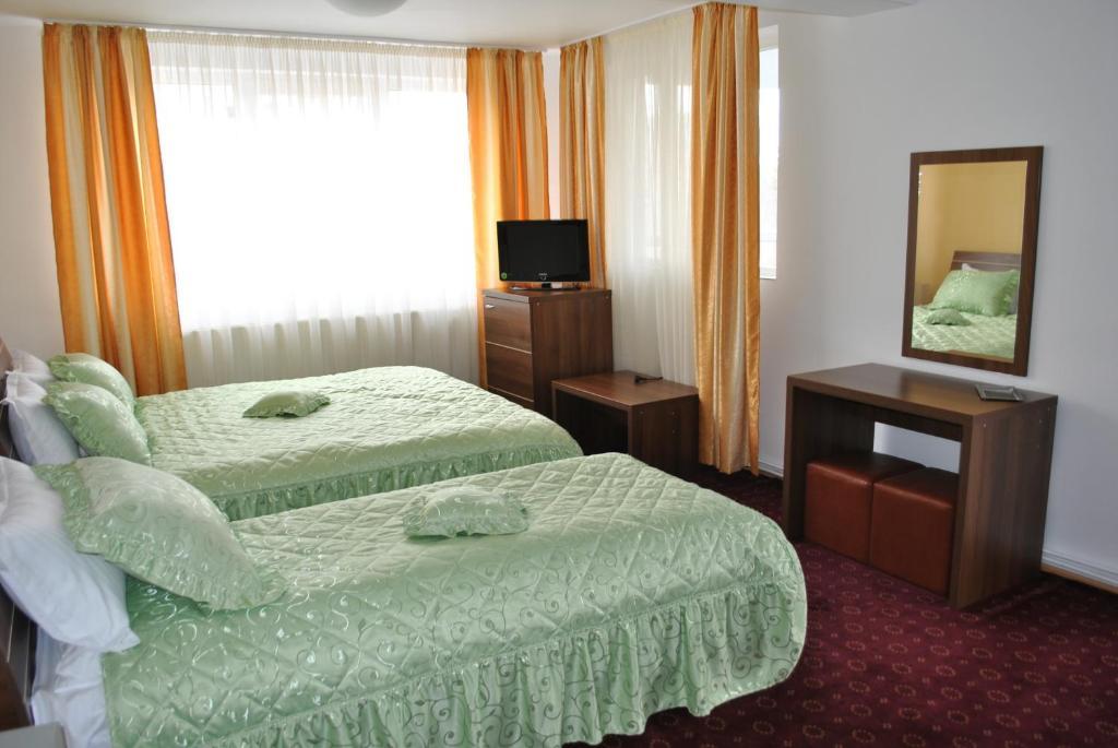 Hotel Global Brașov Zimmer foto